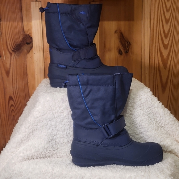 Tundra Quebec women's size 6, waterproof, made for Canadian winters, blue - Picture 1 of 10